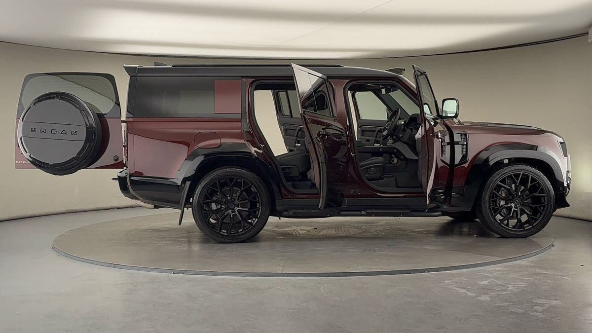 Used Land Rover Defender 130 2024 for sale - 76396730: Photo 62