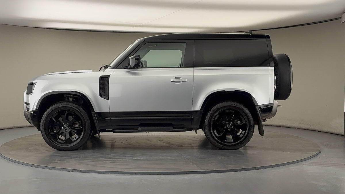 Used Land Rover Defender 90 2022 for sale - 76081584: Photo 15