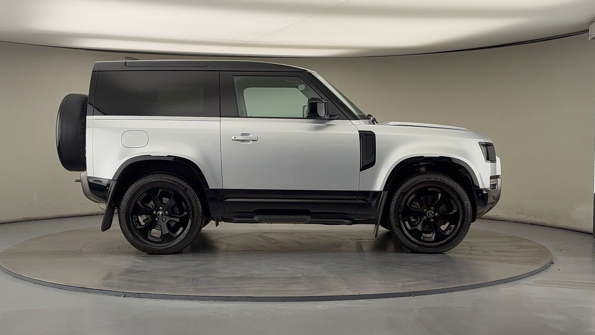 Used Land Rover Defender 90 2022 for sale - 76081584: Photo 16