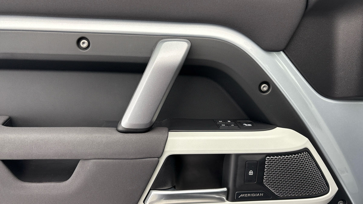 Used Land Rover Defender 90 2022 for sale - 76081584: Photo 19