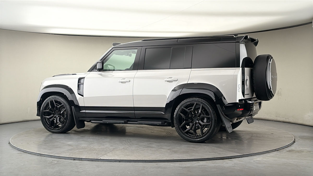 Used Land Rover Defender 110 2026 for sale - 77894265: Photo 30