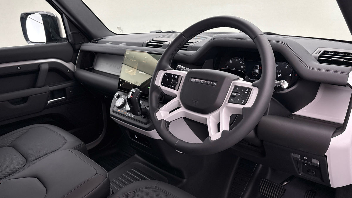 Used Land Rover Defender 110 2026 for sale - 77894265: Photo 5