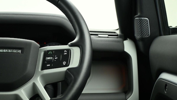 Used Land Rover Defender 110 2024 for sale - 75427639: Photo 16