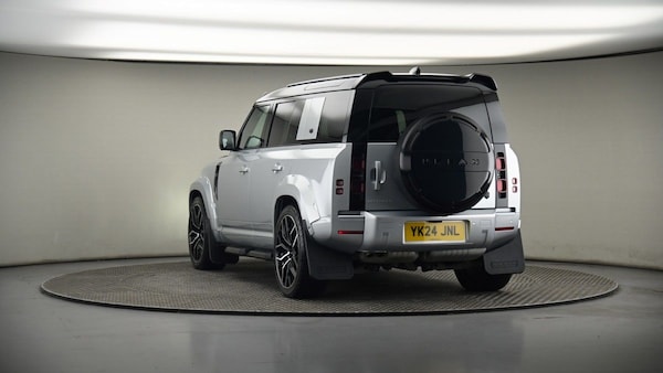 Used Land Rover Defender 110 2024 for sale - 75427639: Photo 39