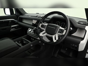 Used Land Rover Defender 110 2024 for sale - 75427639: Photo