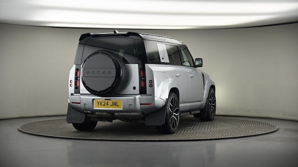 Used Land Rover Defender 110 2024 for sale - 75427639: Photo 40