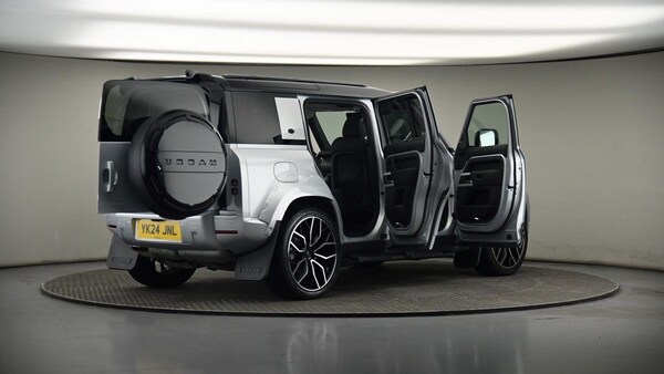 Used Land Rover Defender 110 2024 for sale - 75427639: Photo 56