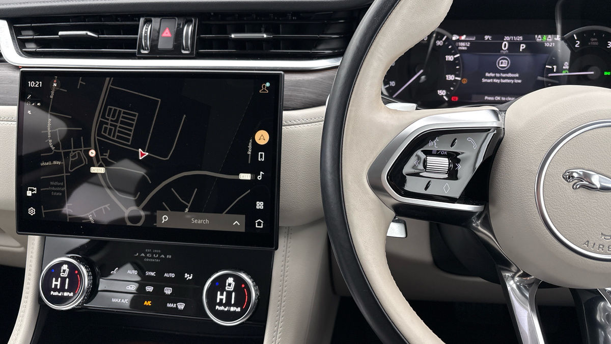 Used Jaguar F-Pace 2022 for sale - 76630346: Photo 13