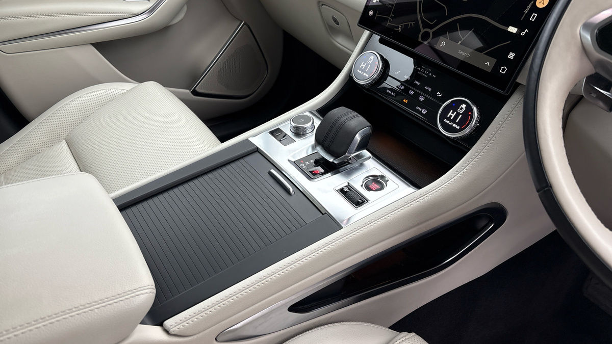 Used Jaguar F-Pace 2022 for sale - 76630346: Photo 18