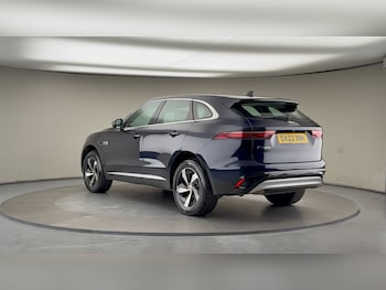 Used Jaguar F-Pace 2022 for sale - 76630346: Photo