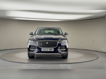 Used Jaguar F-Pace 2022 for sale - 76630346: Photo