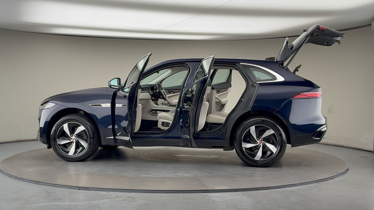 Used Jaguar F-Pace 2022 for sale - 76630346: Photo 46