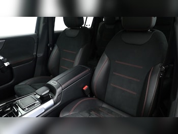 Used Mercedes-Benz GLB 2023 for sale - 75207490: Photo