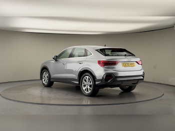 Used Audi Q3 2020 for sale - 77089589: Photo