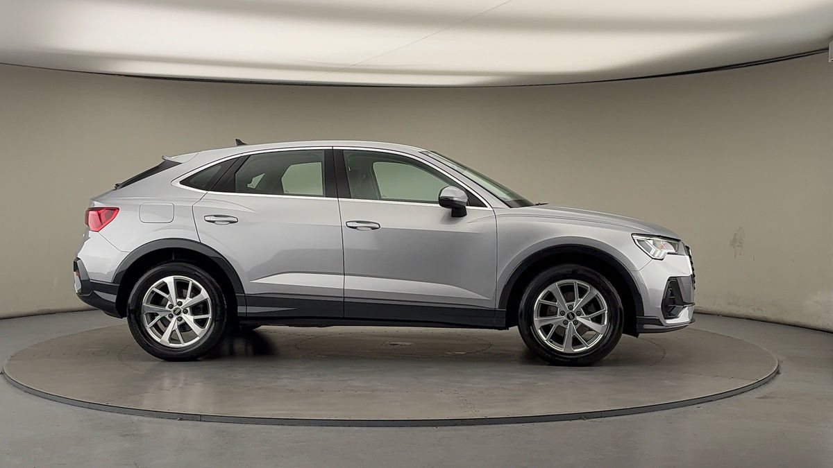 Used Audi Q3 2020 for sale - 77089589: Photo 36