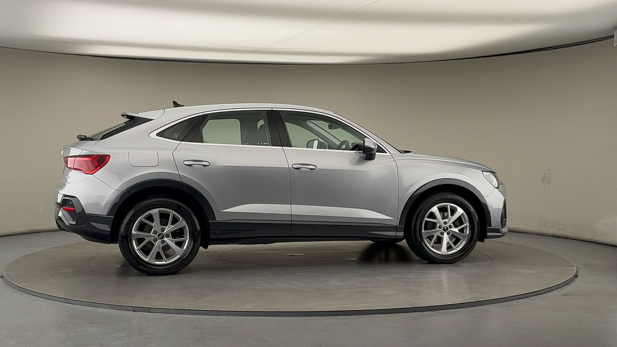 Used Audi Q3 2020 for sale - 77089589: Photo 37