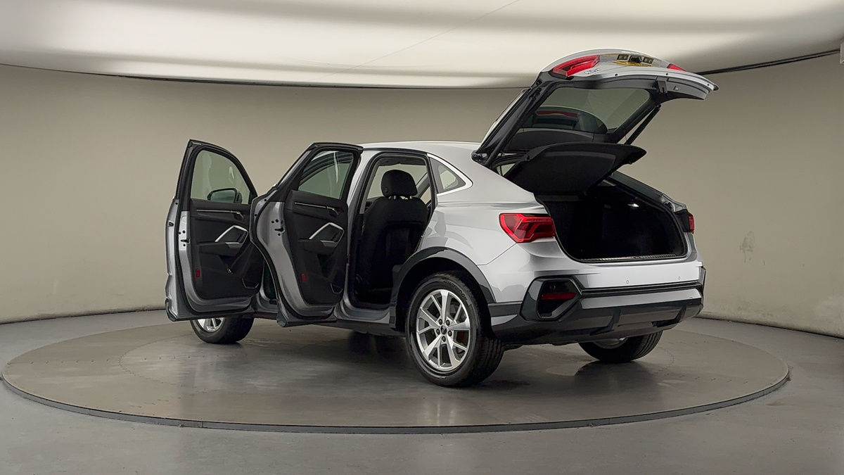 Used Audi Q3 2020 for sale - 77089589: Photo 43