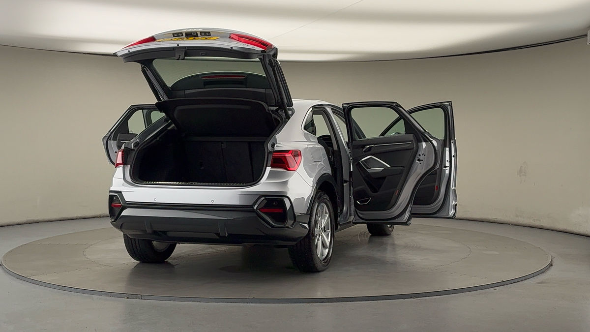 Used Audi Q3 2020 for sale - 77089589: Photo 59