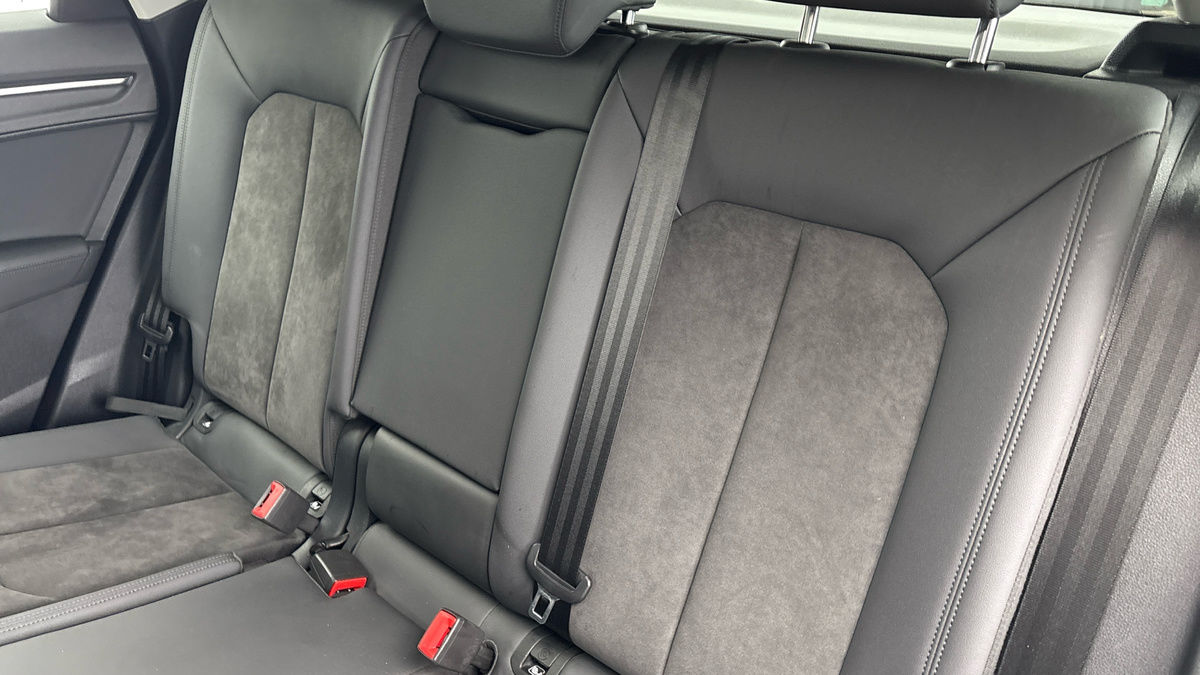 Used Audi Q3 2020 for sale - 77089589: Photo 8