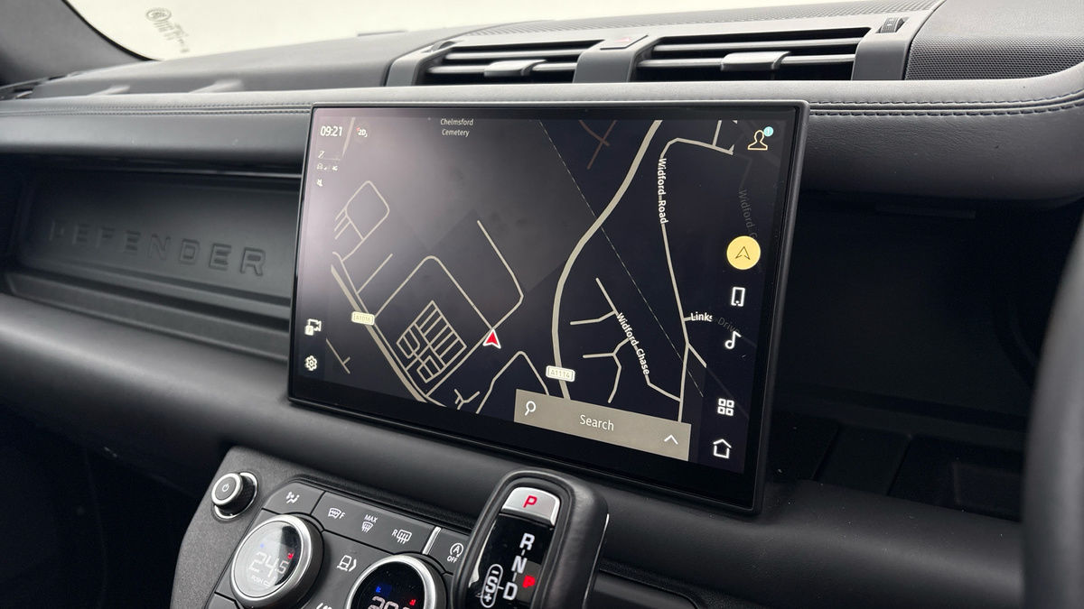 Used Land Rover Defender 2023 for sale - 77584259: Photo 17