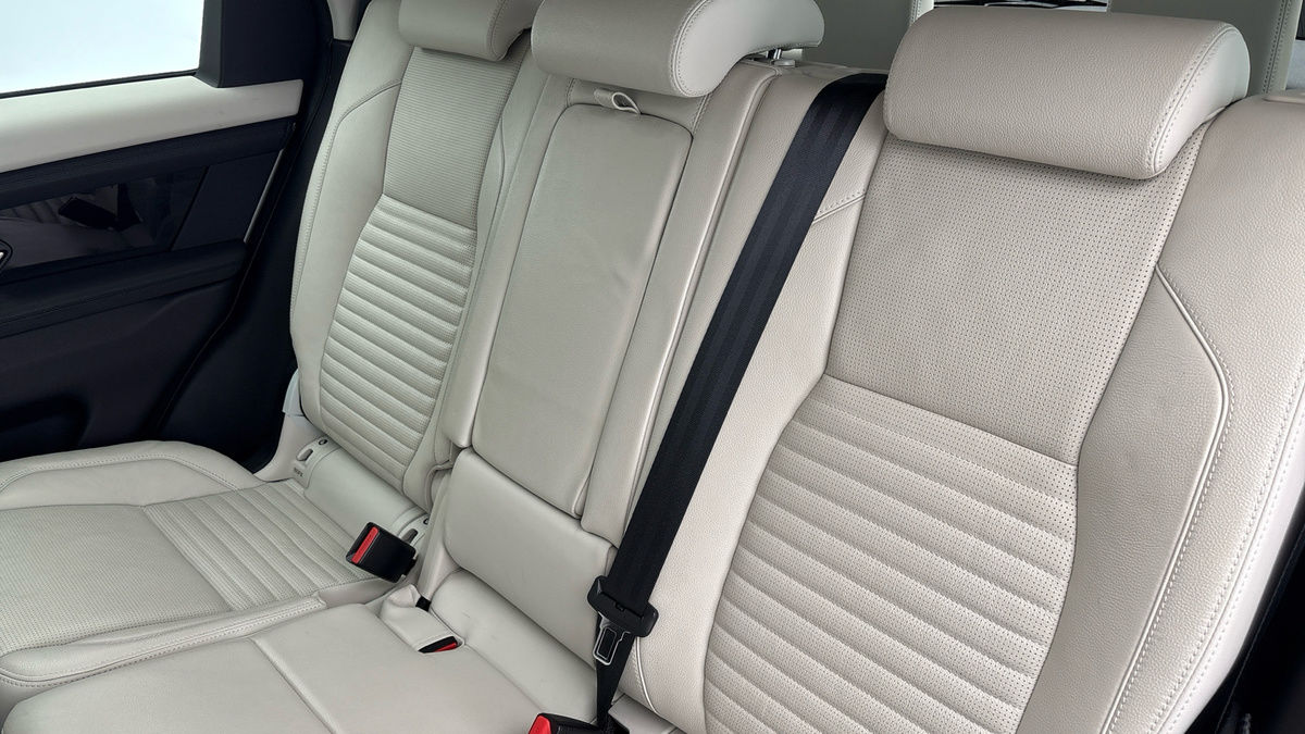 Used Land Rover Discovery Sport 2021 for sale - 76482712: Photo 8