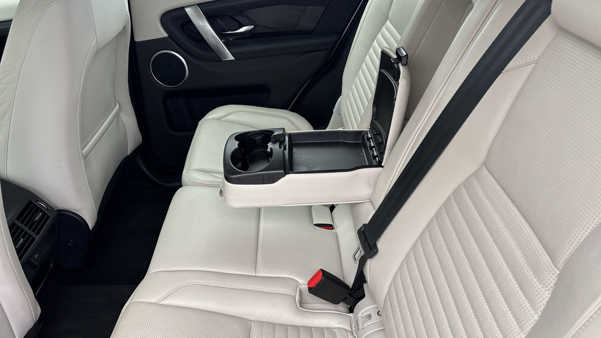 Used Land Rover Discovery Sport 2021 for sale - 76482712: Photo 9