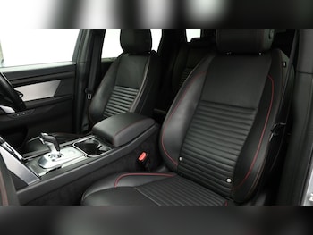 Used Land Rover Discovery Sport 2021 for sale - 75549366: Photo
