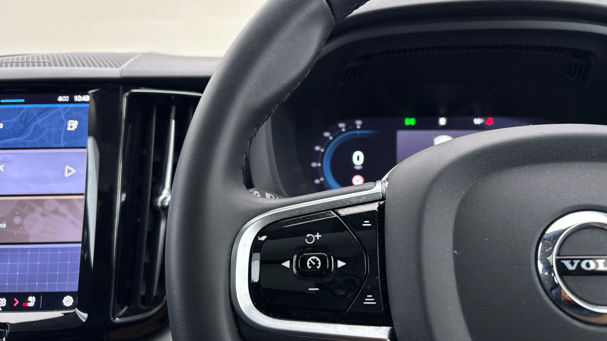 Used Volvo XC60 2024 for sale - 77681551: Photo 13