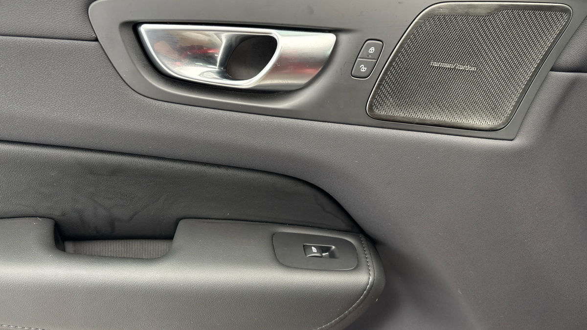 Used Volvo XC60 2024 for sale - 77681551: Photo 19