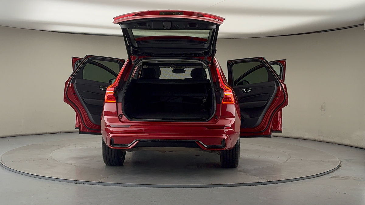 Used Volvo XC60 2024 for sale - 77681551: Photo 60