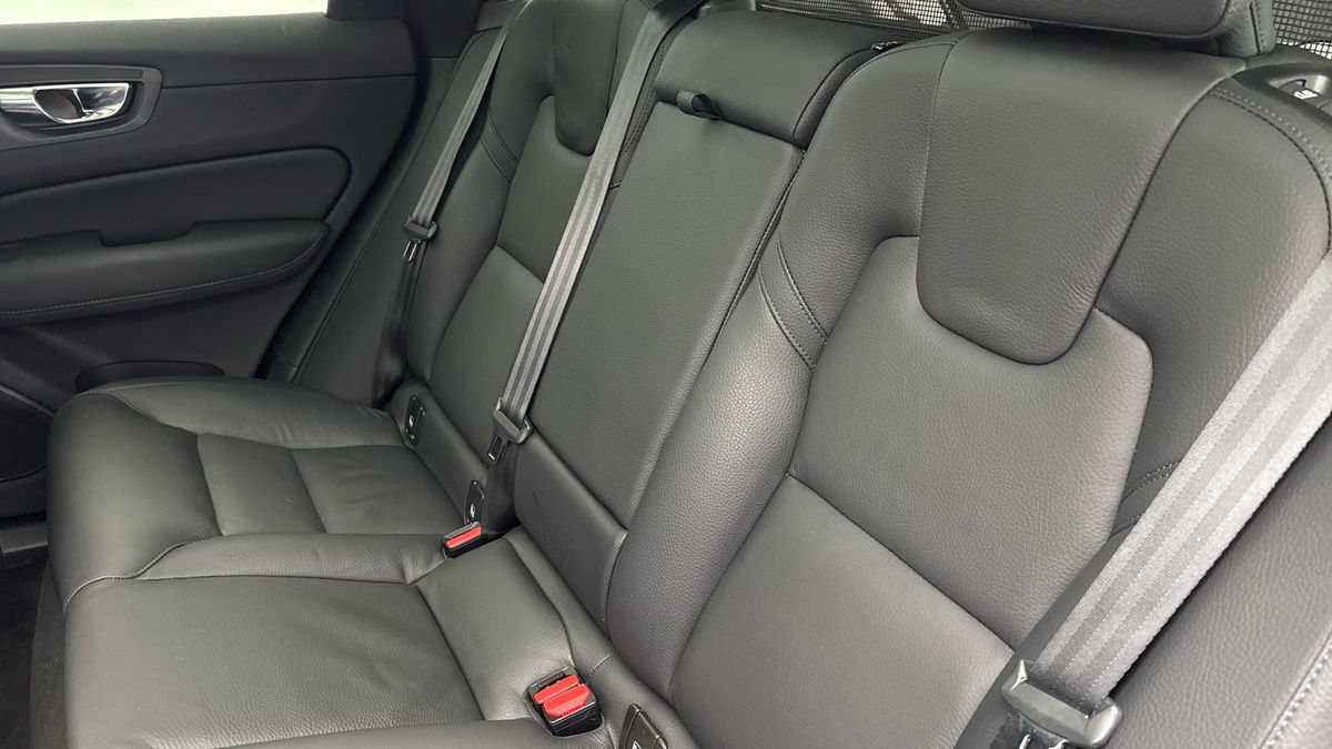 Used Volvo XC60 2024 for sale - 77681551: Photo 8