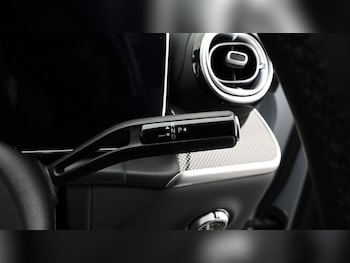 Used Mercedes-Benz GLC 2024 for sale - 75528762: Photo