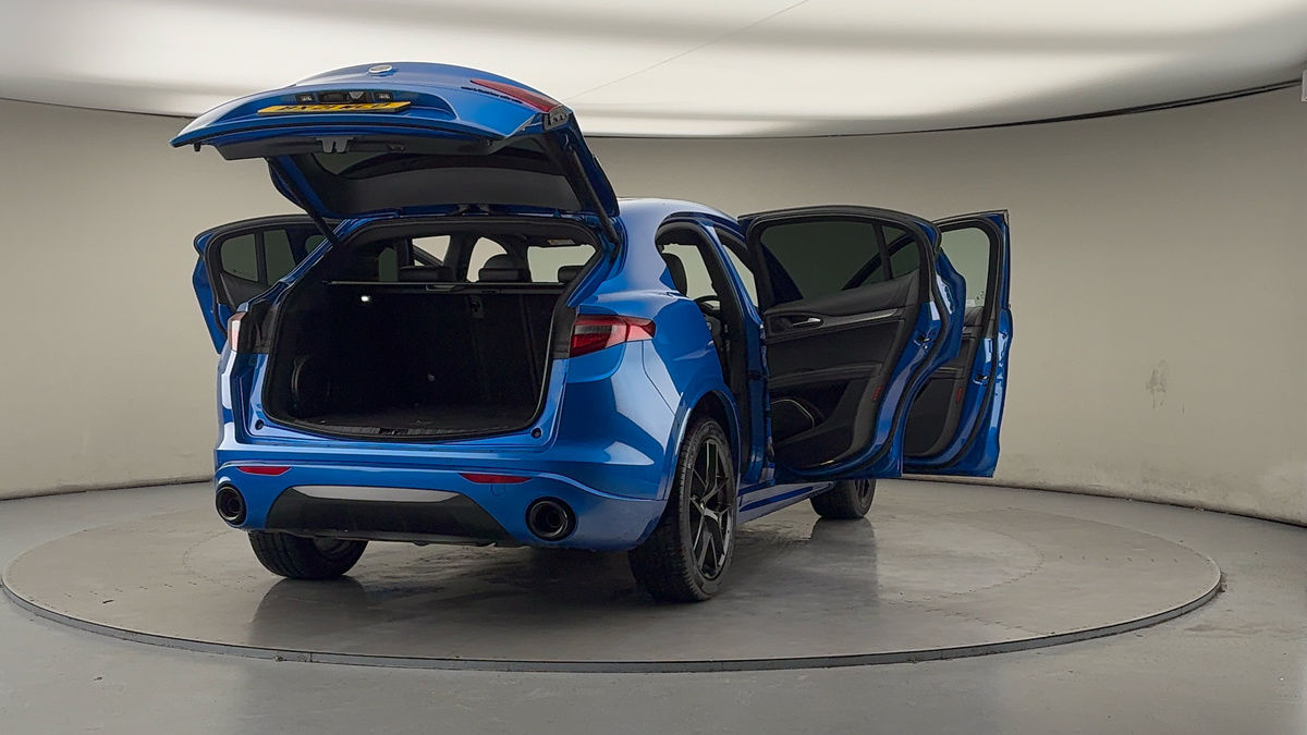 Used Alfa Romeo Stelvio 2020 for sale - 77452766: Photo 62