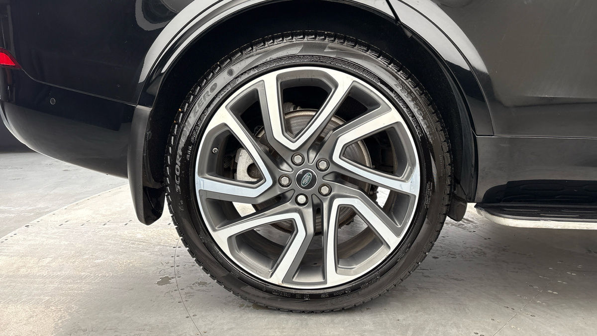 Used Land Rover Discovery 2020 for sale - 77228047: Photo 10