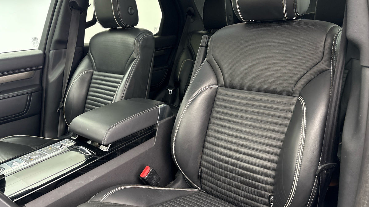 Used Land Rover Discovery 2020 for sale - 77228047: Photo 7