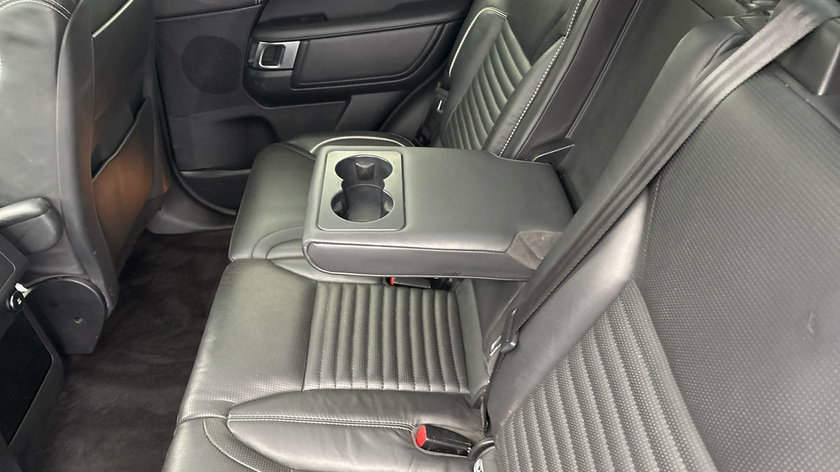 Used Land Rover Discovery 2020 for sale - 77228047: Photo 9