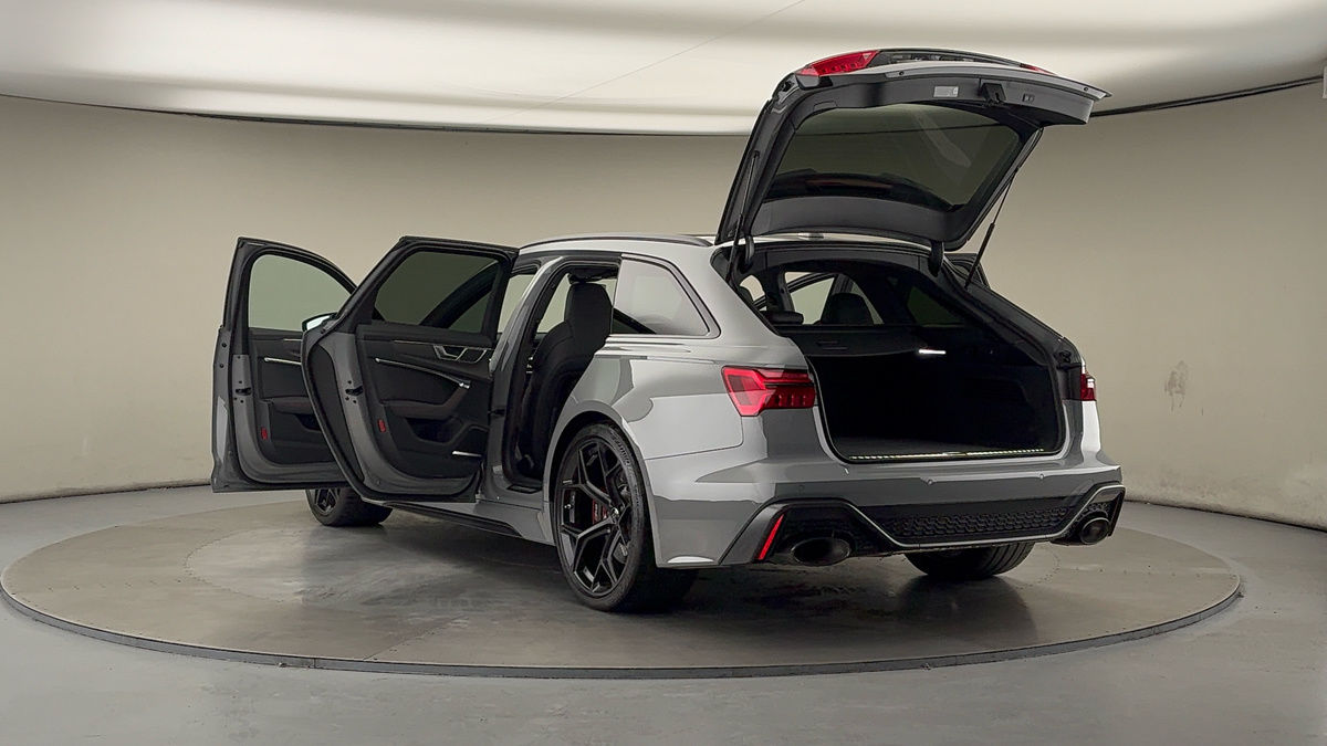 Used Audi RS6 Avant 2025 for sale - 76547570: Photo 23
