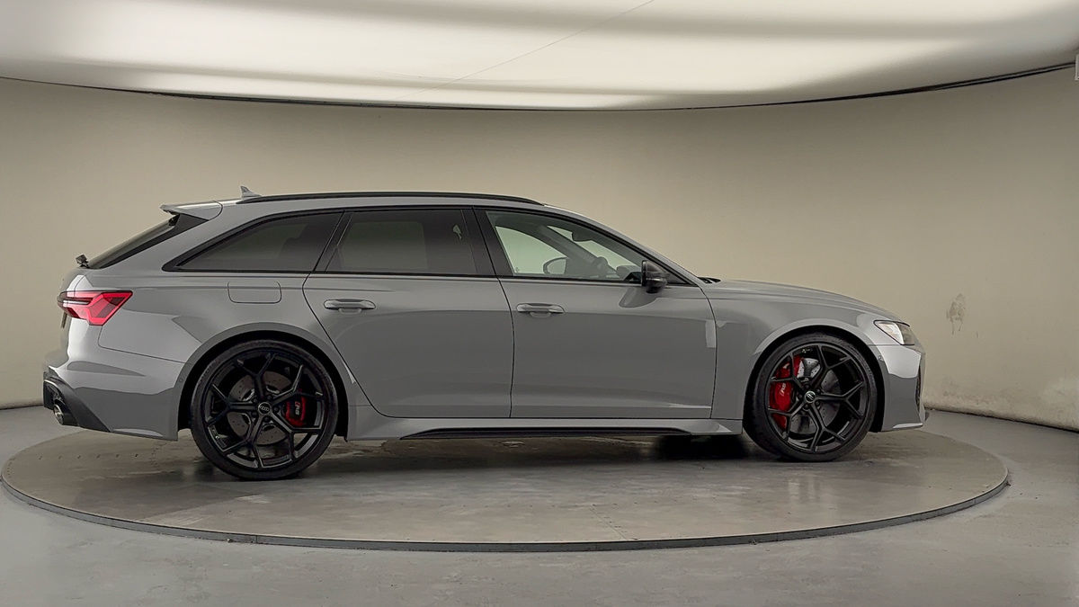 Used Audi RS6 Avant 2025 for sale - 76547570: Photo 41