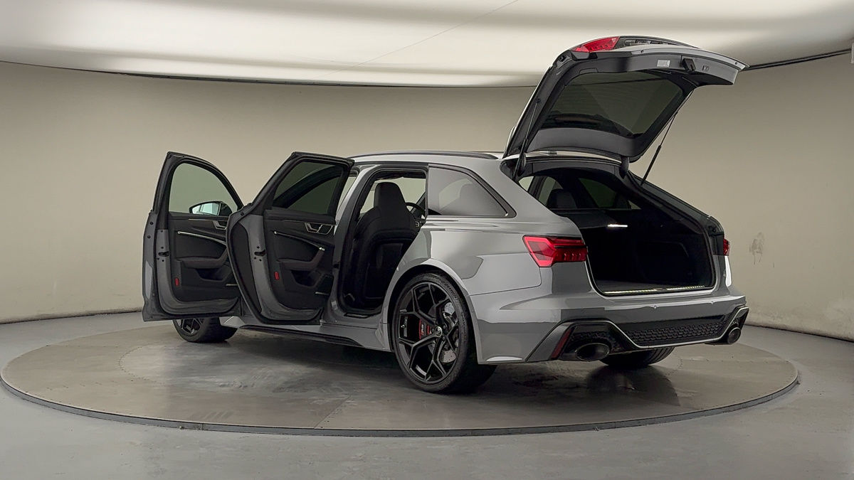 Used Audi RS6 Avant 2025 for sale - 76547570: Photo 47