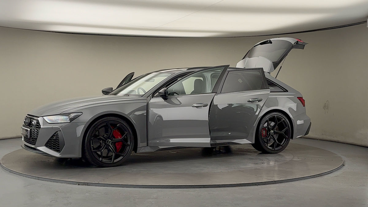 Used Audi RS6 Avant 2025 for sale - 76547570: Photo 52