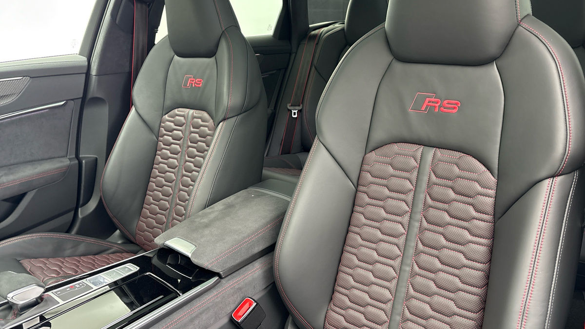 Used Audi RS6 Avant 2025 for sale - 76547570: Photo 7