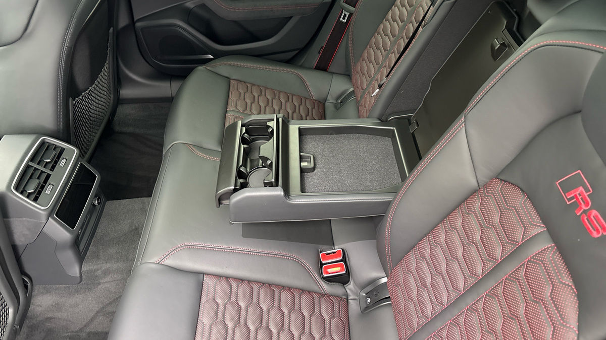 Used Audi RS6 Avant 2025 for sale - 76547570: Photo 9