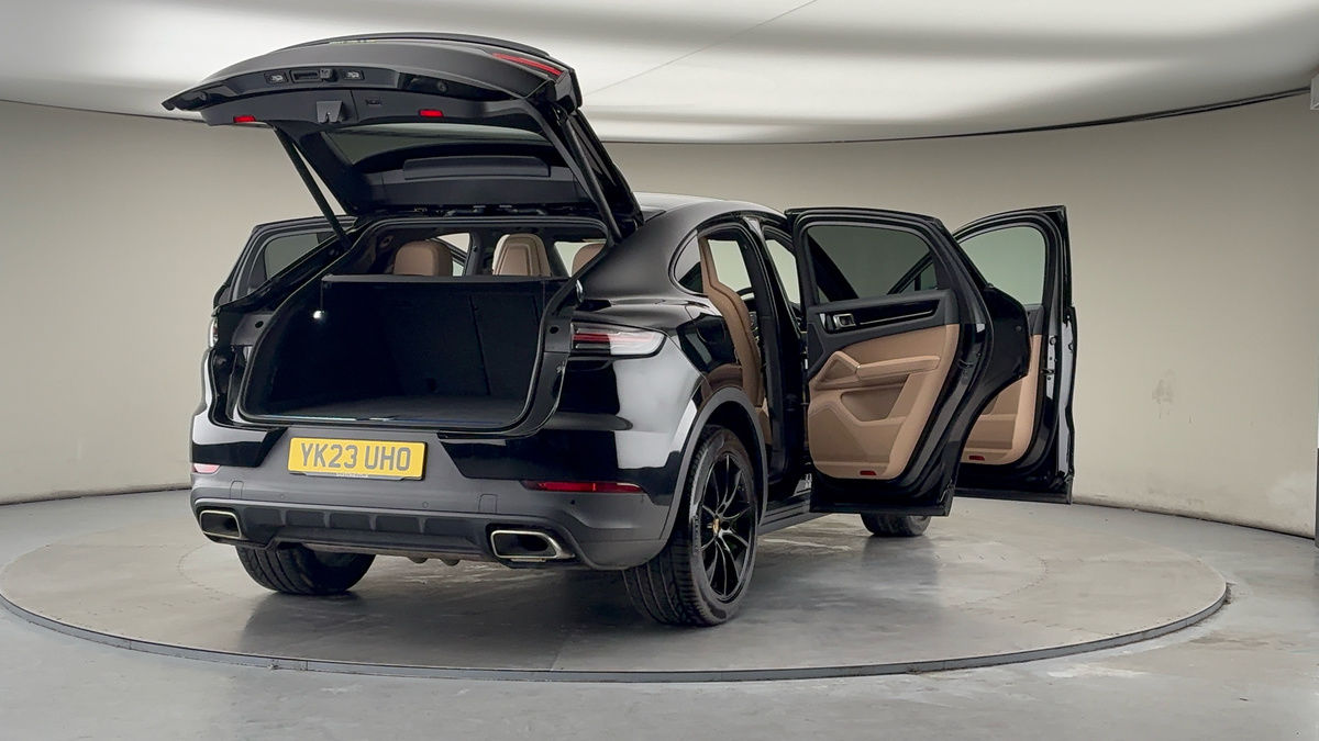 Used Porsche Cayenne 2023 for sale - 77622202: Photo 61