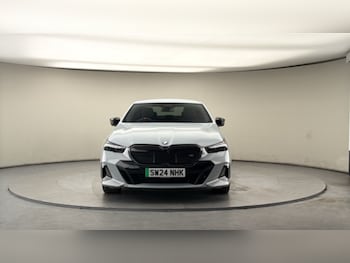 Used BMW i5 2023 for sale - 78111588: Photo