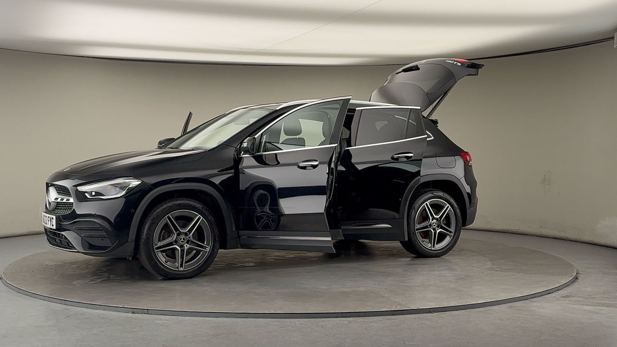 Used Mercedes-Benz GLA 2022 for sale - 77342432: Photo 48