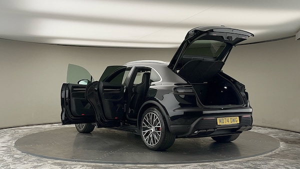 Used Porsche Macan 2024 for sale - 75729969: Photo 23