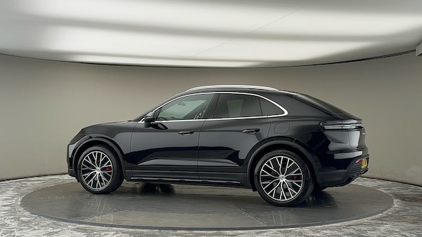 Used Porsche Macan 2024 for sale - 75729969: Photo 27