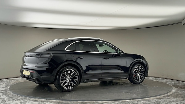 Used Porsche Macan 2024 for sale - 75729969: Photo 39