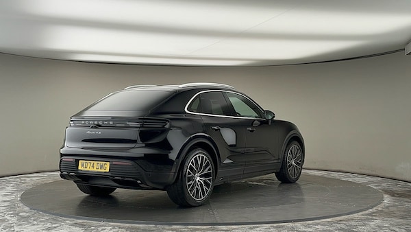 Used Porsche Macan 2024 for sale - 75729969: Photo 40