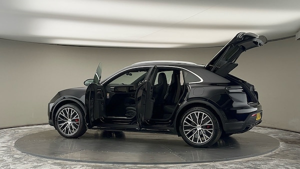 Used Porsche Macan 2024 for sale - 75729969: Photo 45